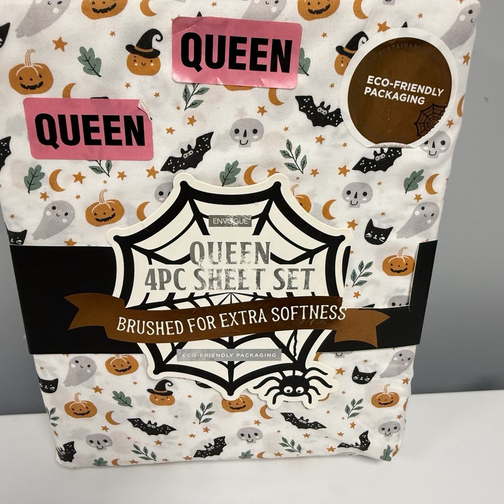 NEW Halloween Queen Sheet Set 4pc Black Cats Ghost Skulls Extra Soft En Vogue